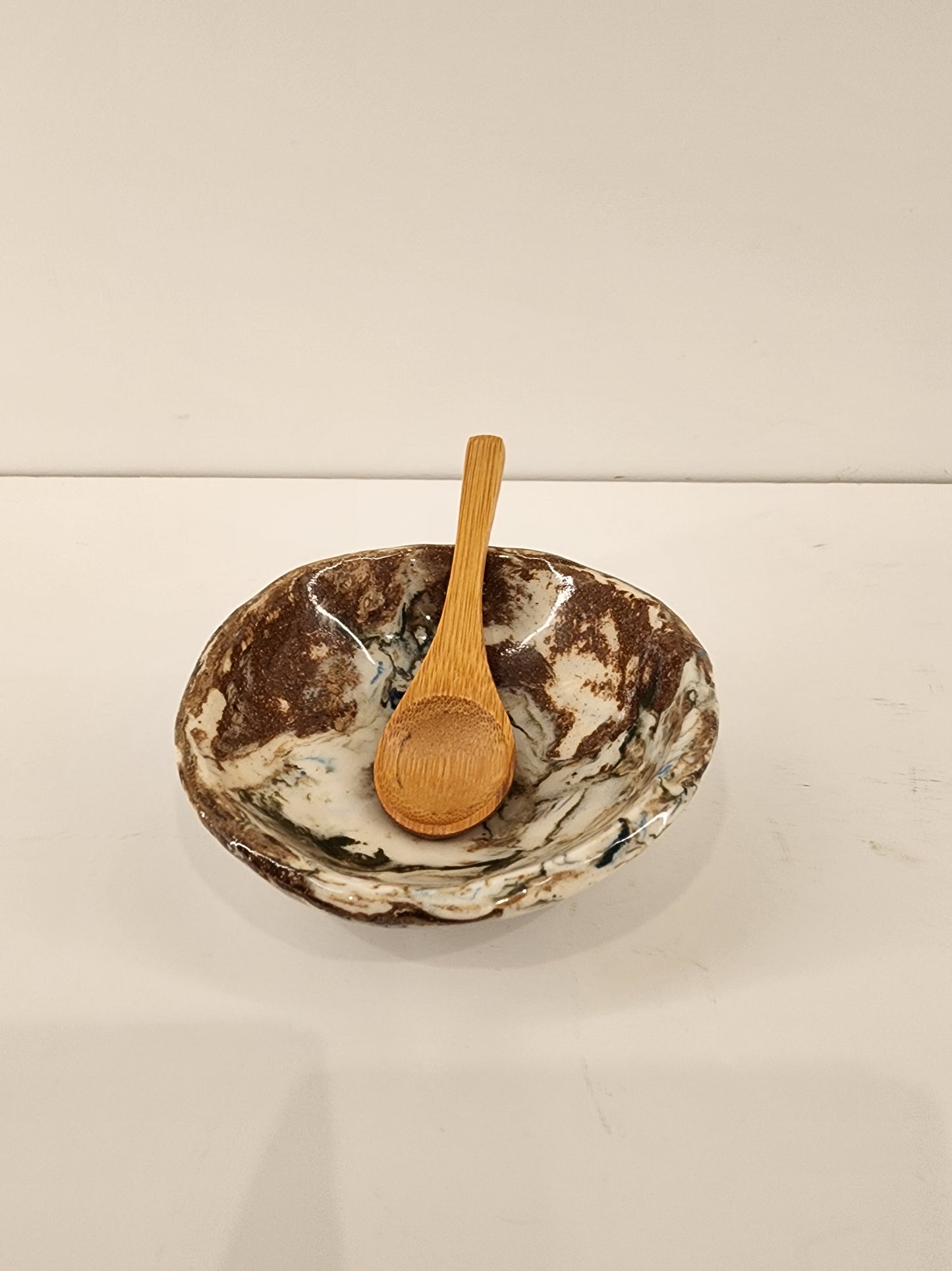 3.5" x 1" Brown and White Porcelain Nerikomi Condiment or Salt Dish with Bamboo Spoon