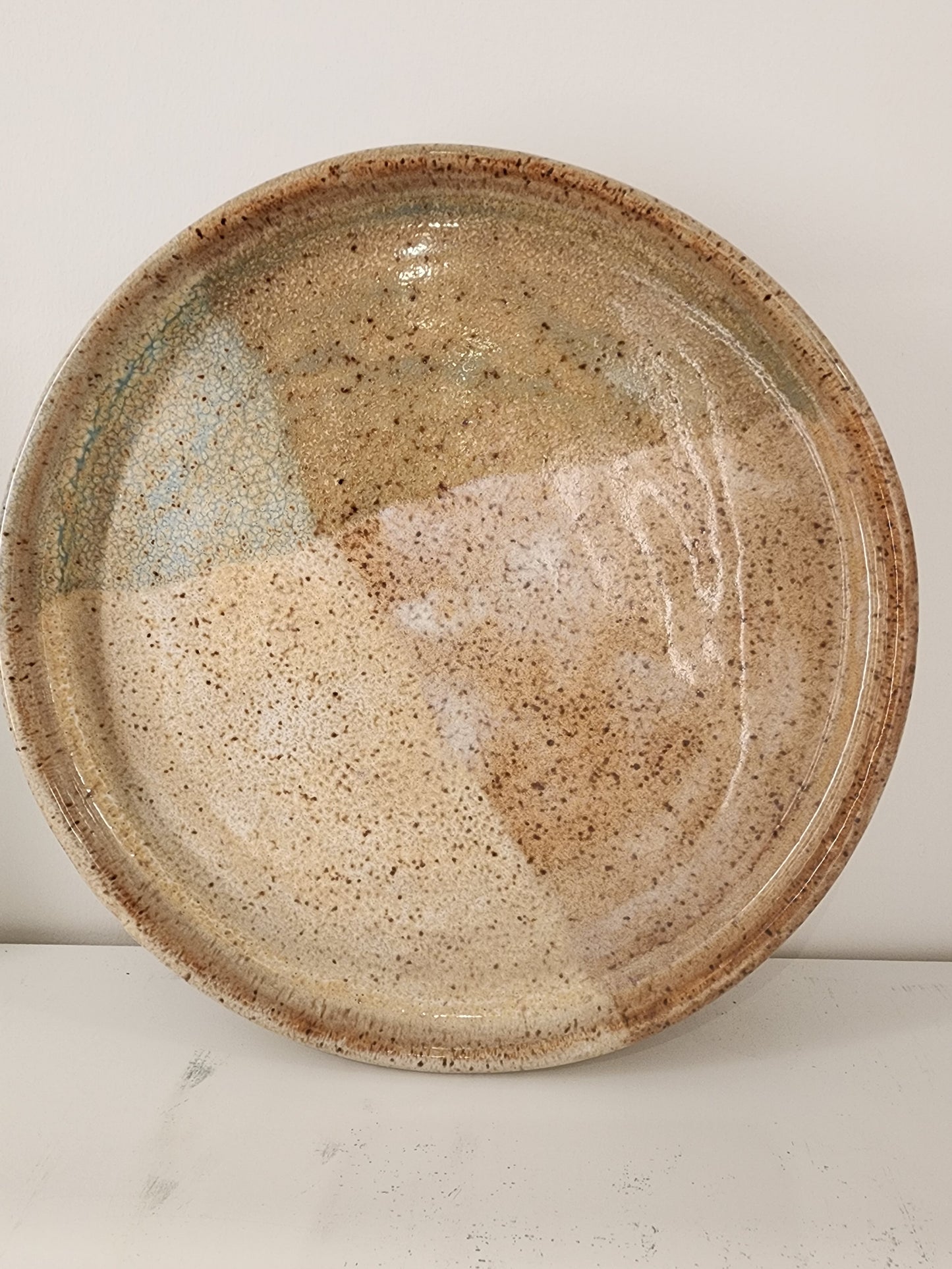 8.5" Multi-tone Beige Speckled Stone Plate