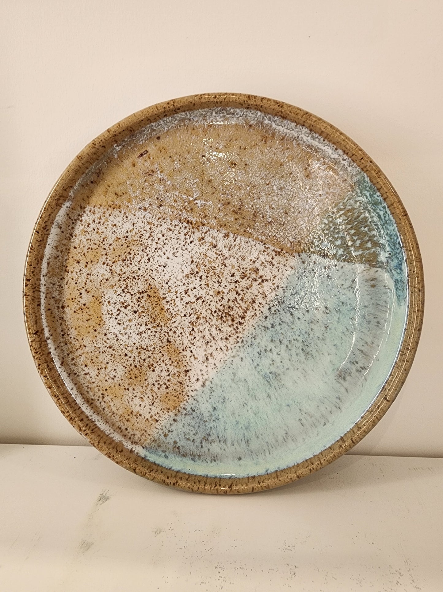 8.5" Multi-tone Beige and Blue Plate